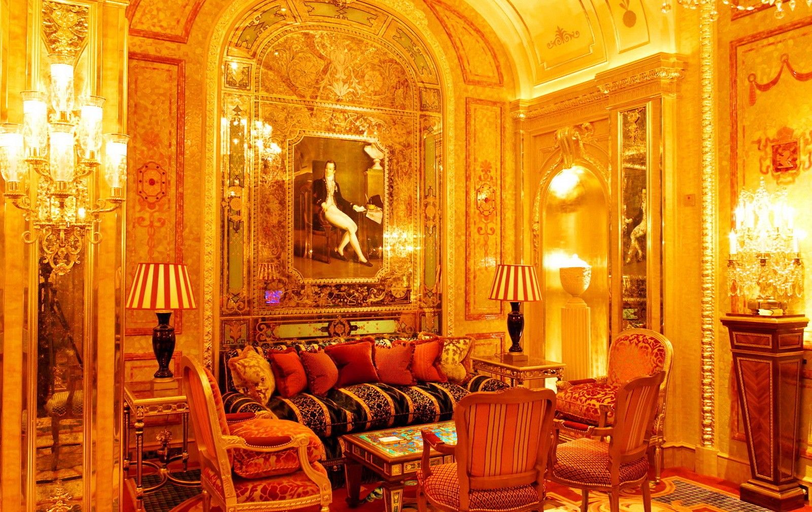Янтарный кабинет в Екатерининском дворце